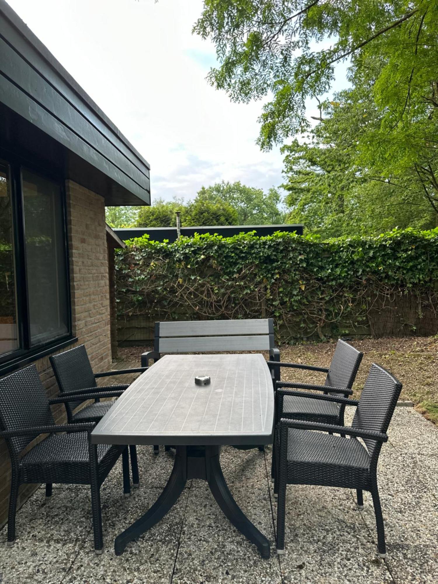 Vakantiehuis Lanaken Exterior photo